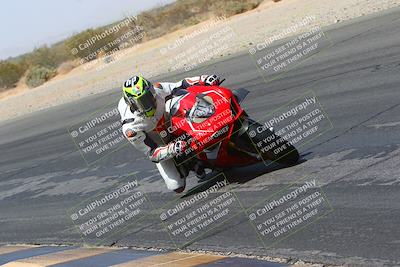 media/Mar-28-2022-Superbike Trackdays (Mon) [[b8603d0f67]]/Open Track Time/Turn 3 Inside/